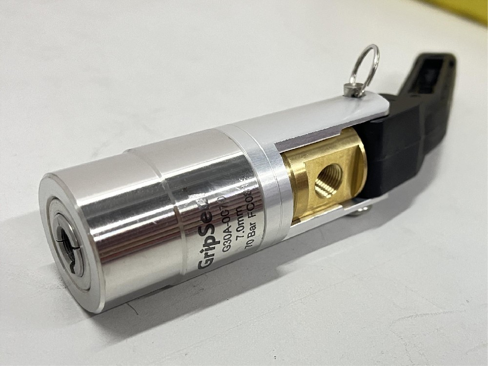 發動機冷卻水管快速接頭的作用及優勢分析