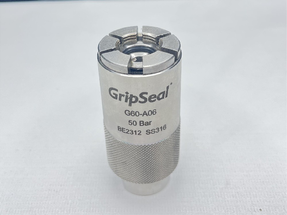 汽車空調(diào)防泄漏測(cè)試采用氦檢接頭進(jìn)行密封連接的優(yōu)勢(shì)