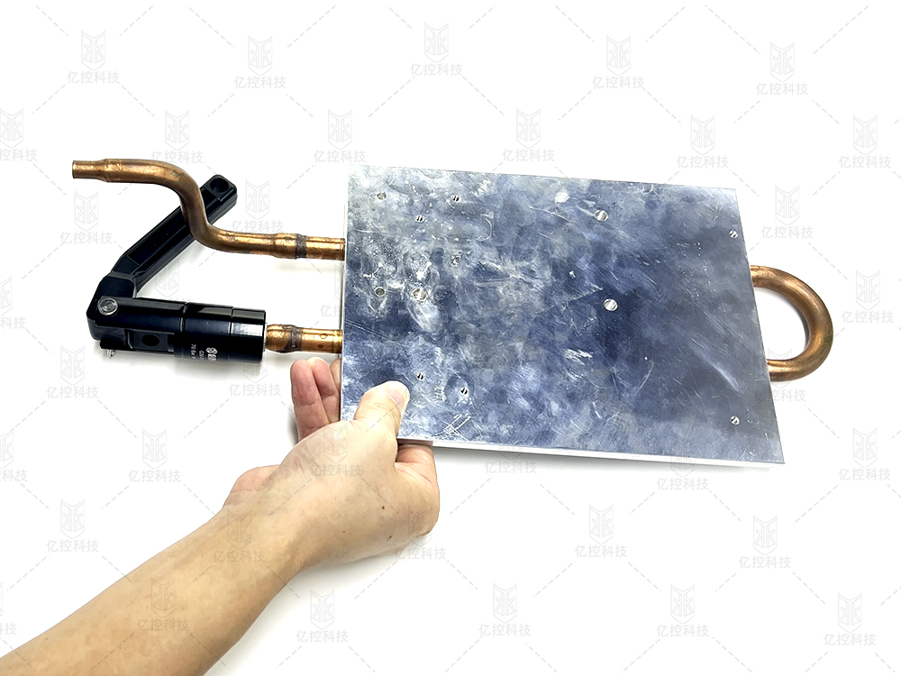 格雷希爾G30系列在液冷板的應用