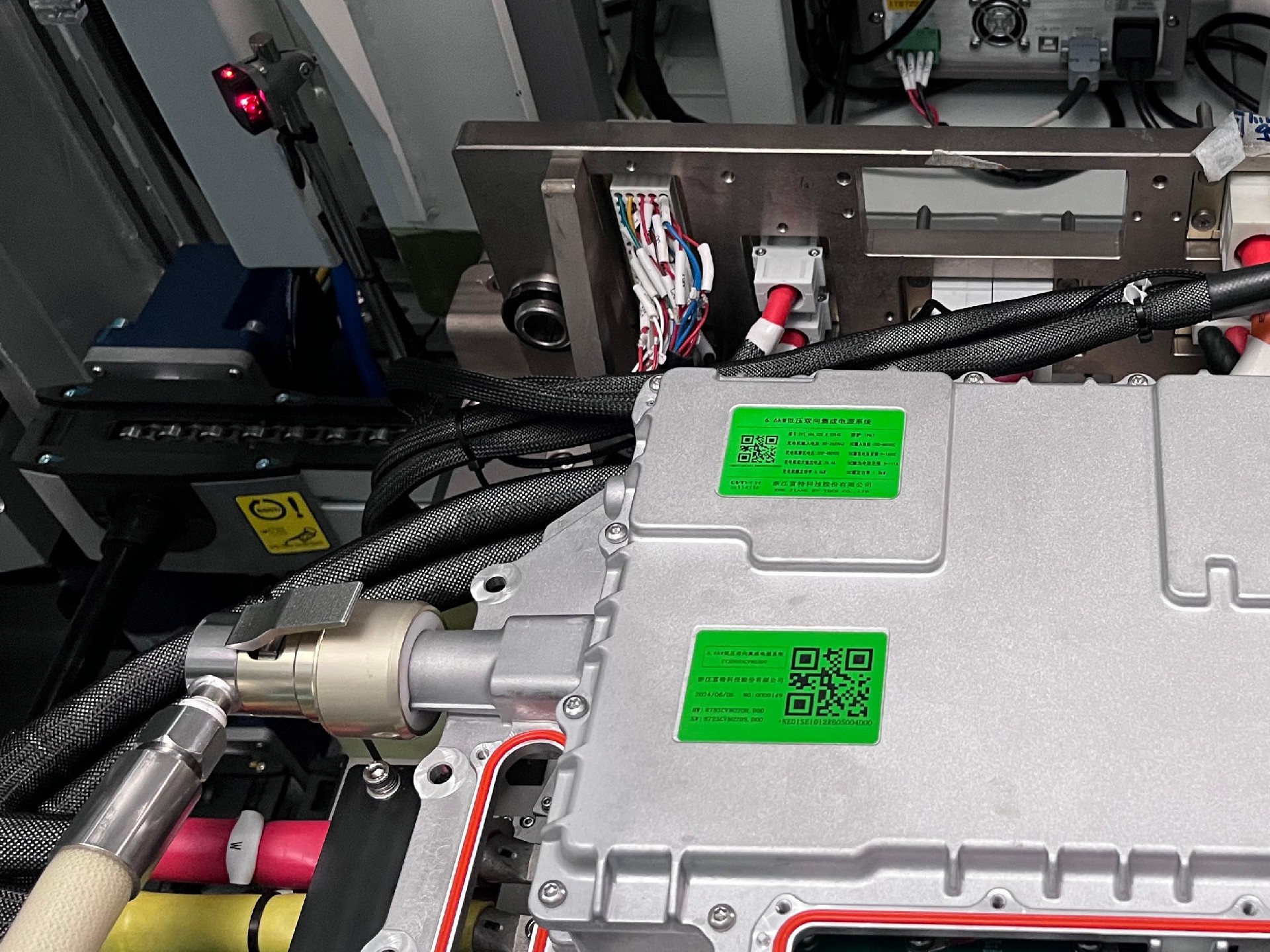 G90系列快速接頭在電控冷卻系統(tǒng)VDA水道口的通水測試